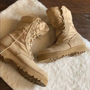 Vibram boots unisex